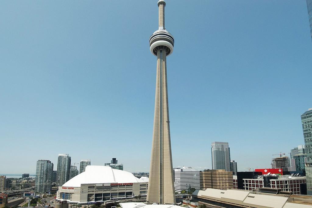 Napa Furnished Suites At Cn Tower & Maple Leaf Square โตรอนโต ห้อง รูปภาพ